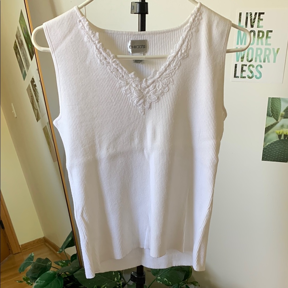 Chico’s White Sleeveless Tank